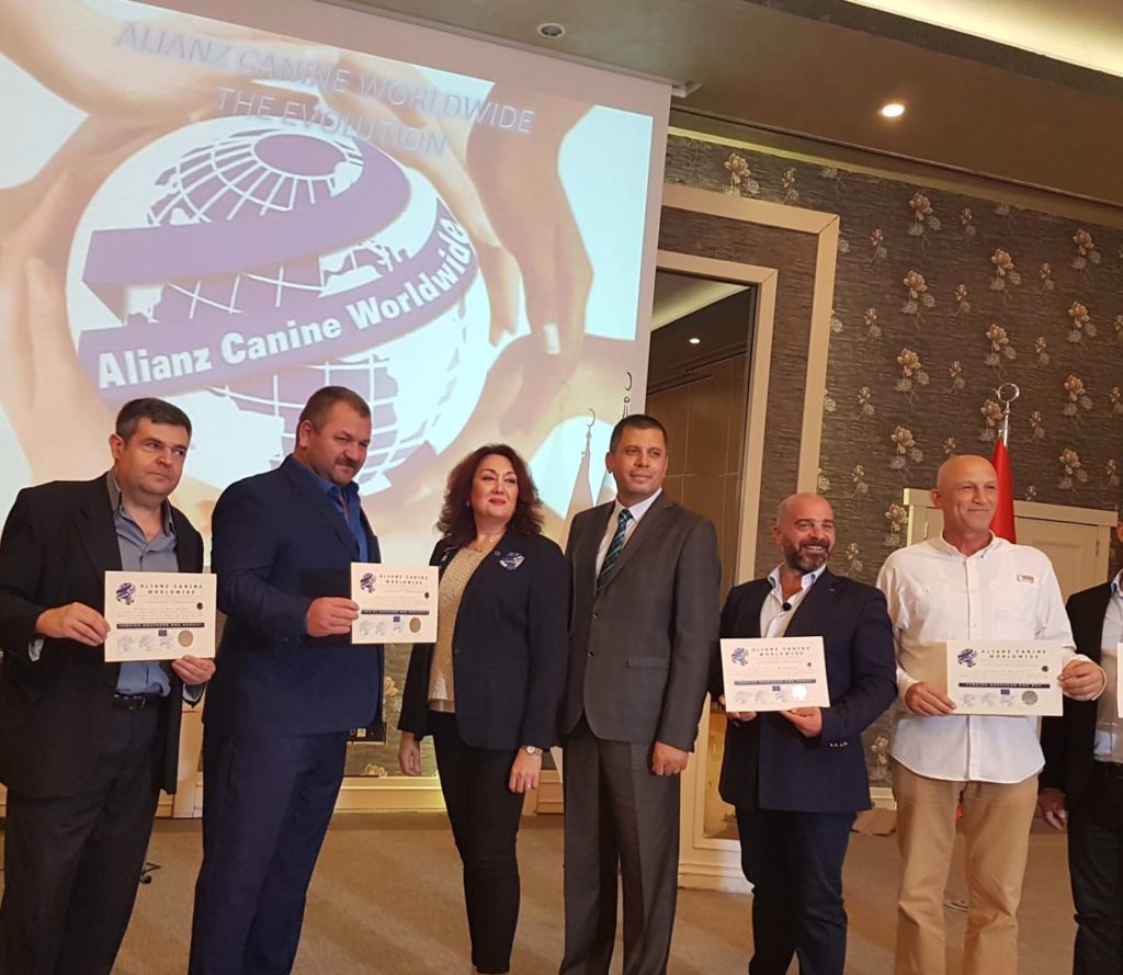 La presidenta ACW estuvo presente en la asamblea Internacional celebrada en ACW Turquia